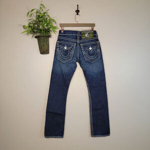 True Religion Ricky Super T Straight Leg Thick Stitch Dark Flap Pocket Jeans 28